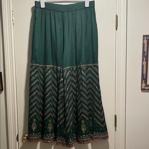 W for Woman Ethnic Wear Hunter Green Glitter Flora Print Design Wide Pants